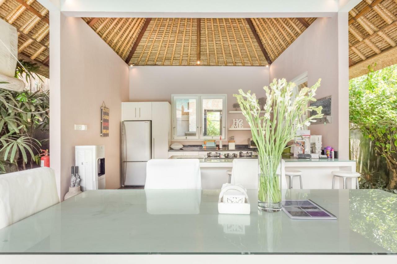 Villa Bliss A Paradise Of Three Independent Villas Canggu Exteriér fotografie